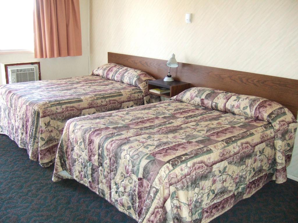 Wild Rose Inn Vegreville Pokój zdjęcie