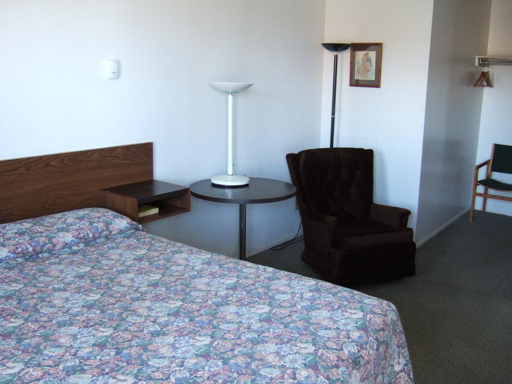 Wild Rose Inn Vegreville Pokój zdjęcie